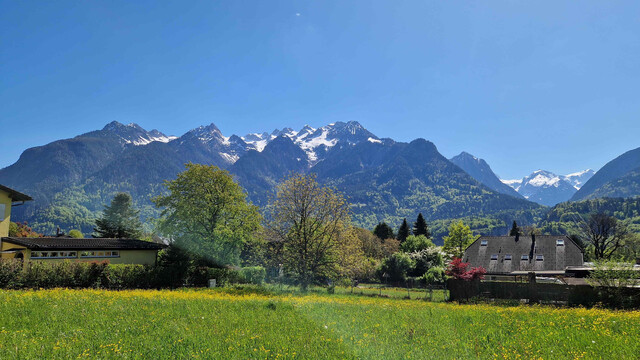 Sonniges Grundstück für Ihren Wohntraum in bester Lage