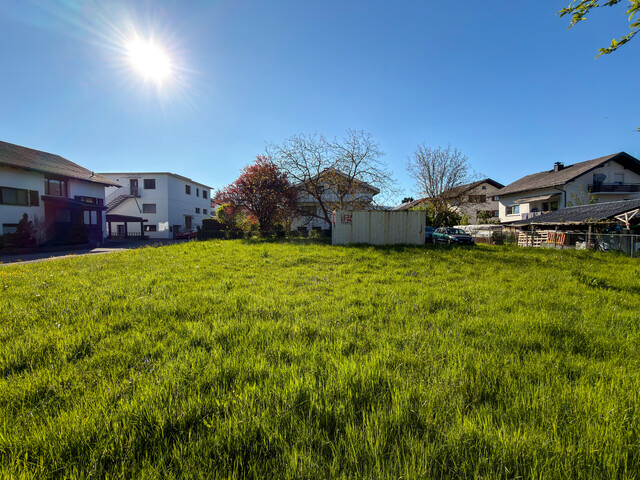 Sonniges Baugrundstück mit 826 m² in begehrter Lage von Lustenau