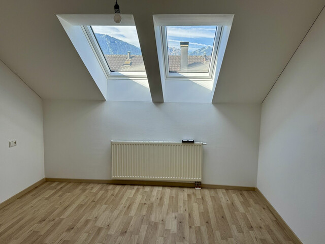 3 Zimmer DG_Wohnung mit Schwedenofen