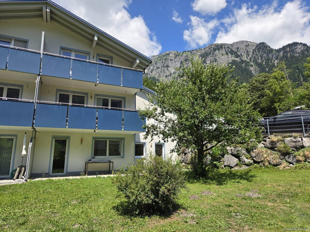 Charmante 3 Zimmer Ferienwohnung mit großzügigem Außenbereich in Dalaas