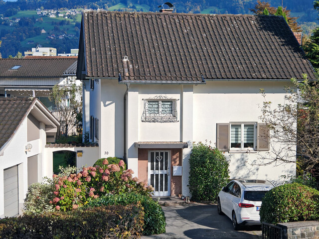 Einfamilienhaus in toller Wohngegend in Dornbirn zu vermieten.