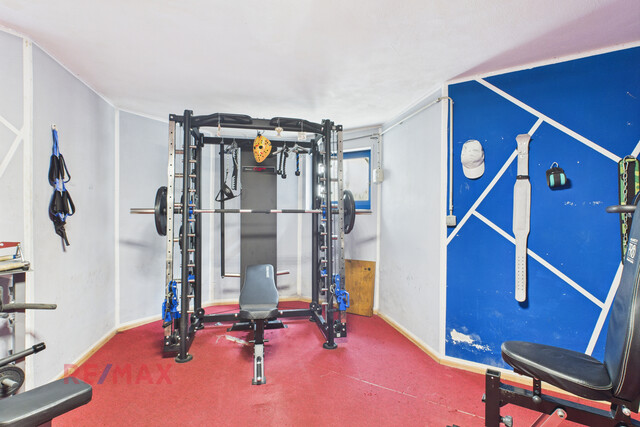 Elegantes Wohnidyll mit Swimmingpool & großer Terrasse – Ihr großzügiges Traumhaus in Lauterach