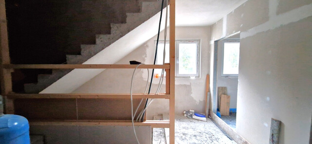 Rohbau: Mitarbeiterhaus mit 7 Wohneinheiten in Braz