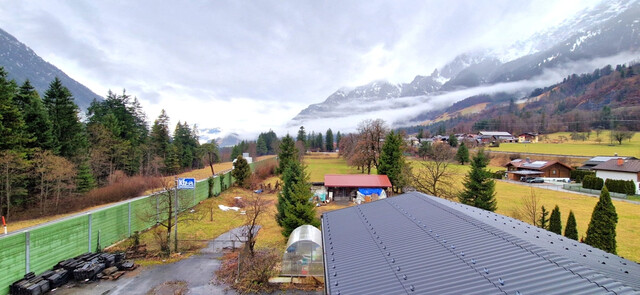 Rohbau: Mitarbeiterhaus mit 7 Wohneinheiten in Braz