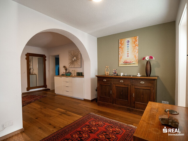 Großzügiges Haus in Feldkirch: Platz, Garten und Sauna