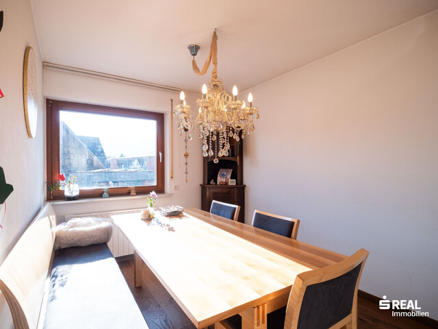 Großzügiges Haus in Feldkirch: Platz, Garten und Sauna