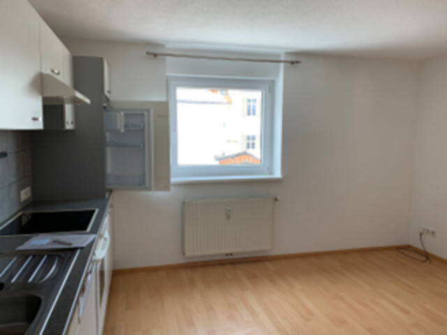 Schöne 2-Zimmer-Wohnung mit Balkon in ruhiger und zentraler Lage zu vermieten