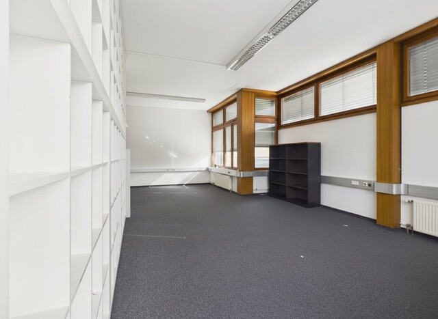 Moderne, zeitgemäße, flexibel gestaltbare Büroeinheiten zur Miete - 26 m², 80m² bis zu insgesamt ca. 200 m² - Treietstraße 17, 6833 Klaus