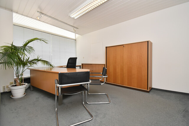 Attraktive Büro / Einzelhandelsfläche in bester Lage – Profitieren Sie von Kundenfrequenz!