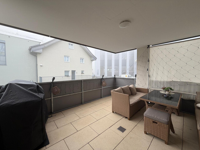 4-Zi-Wohnung mit Balkon in Höchst zu vermieten!