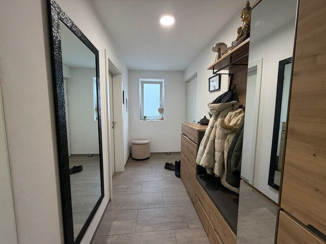 4-Zi-Wohnung mit Balkon in Höchst zu vermieten!