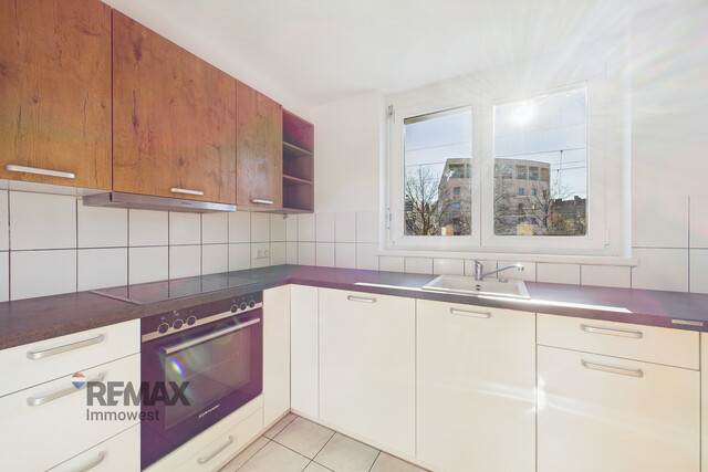 Mitten drin & lichtdurchflutet: Helle 3-Zimmer-Wohnung mit Wintergarten