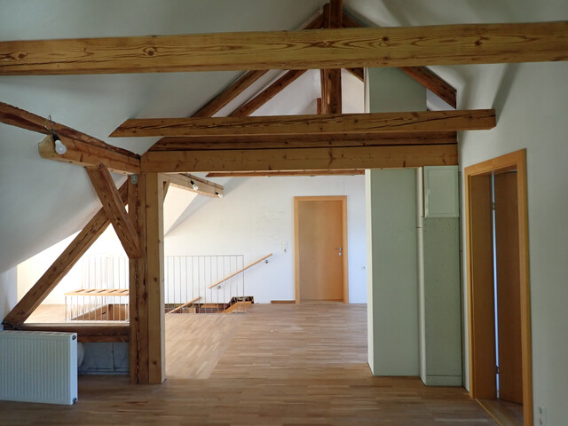 Feldkirch-Tisis …urban, eingebettet im Grünen, ein ganz besonderer Garten und viel Platz…