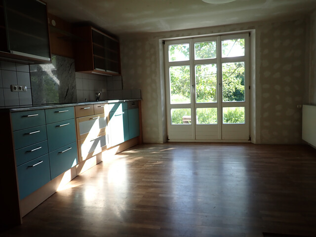 Feldkirch-Tisis …urban, eingebettet im Grünen, ein ganz besonderer Garten und viel Platz…