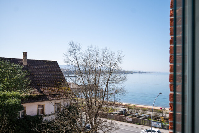 Lochau: 2-Zimmer-Wohnung mit Seeblick und Loggia