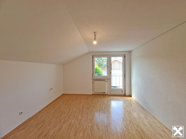 Frisch renovierte Doppelhaushälfte, sofort verfügbar