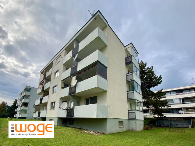 "ohne Provision" helle, geräumige 3,5 Zimmer Wohnung mit 2 Balkone