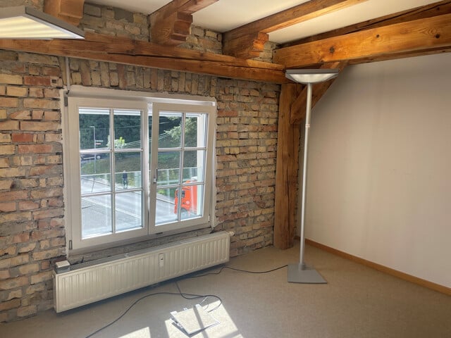 Attraktives Kleinbüro im Steinebach