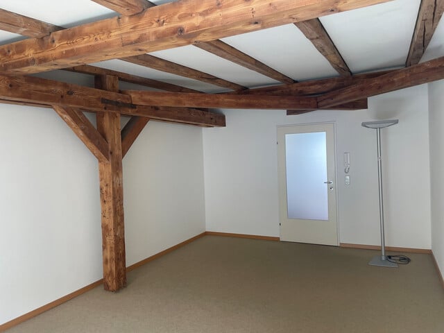Attraktives Kleinbüro im Steinebach