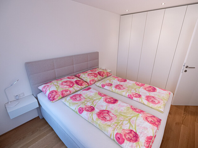 Elegante 2-Zimmer-Wohnung in ruhiger Lage von Lochau mit Tischlermöbel ausgestattet