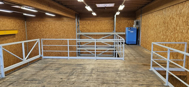 Halle/Werkstatt und Büroflächen im Betriebsgebiet Schwefel zu verkaufen