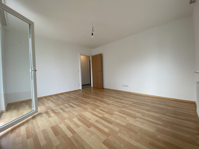 "ohne Provision" helle 1,5 Zimmer Wohnung mit Balkon