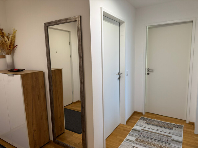 schöne 3-Zimmer-Wohnung mit Balkon und Tiefgaragenplatz