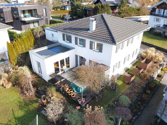 Feldkirch-Tisis: Einfamilienhaus im Landhaus-Stil mit atemberaubender Aussicht!