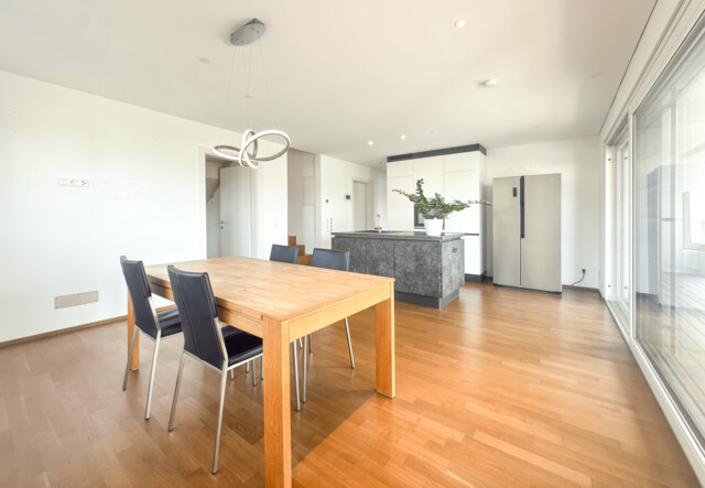 Moderne 4-Zimmer-Maisonette mit weitläufiger Terrasse