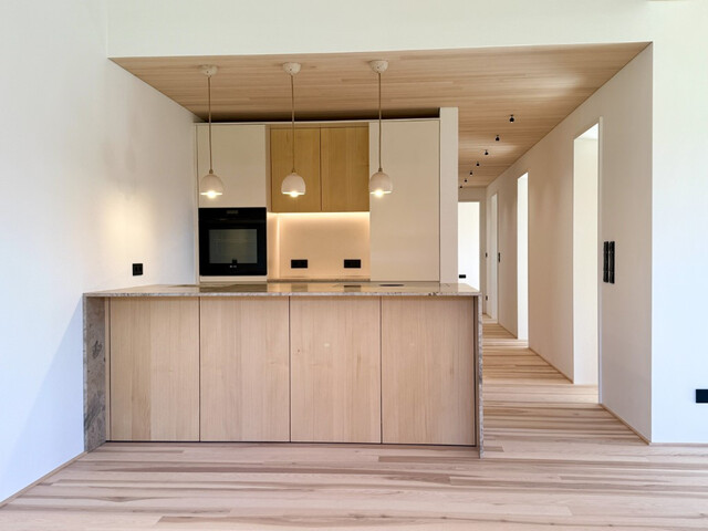 4-Zimmer Dachgeschoßwohnung im Grünen - genial! Top 12