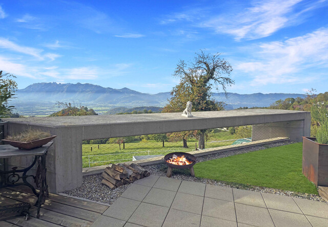 Attraktive Gartenwohnung mit Panoramablick über das Vorderland