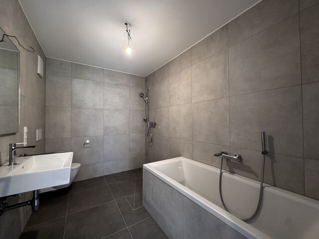 Jetzt noch hohe WBF nutzen: 4-Zi-Wohnung mit herrlicher Aussicht ins Grüne