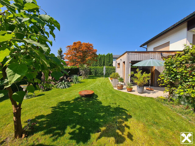 Seltene Gelegenheit - Zwei Wohneinheiten, ein Preis!