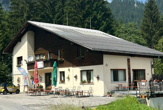 Traditionsgasthaus „Heumöser“ mit Betreiberwohnung – Arbeiten, wo andere Urlaub machen!