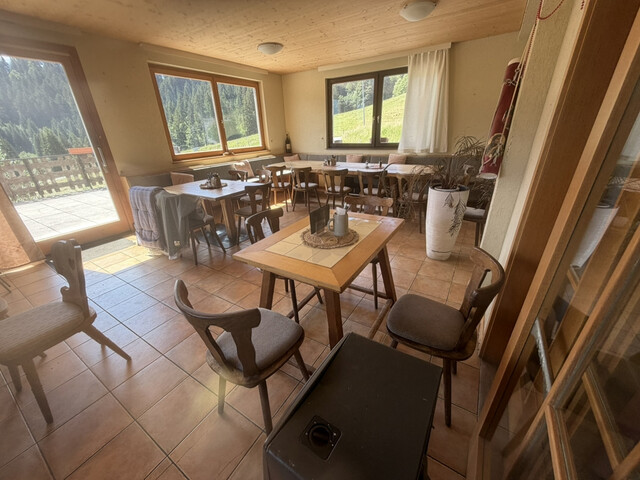 Traditionsgasthaus „Heumöser“ mit Betreiberwohnung – Arbeiten, wo andere Urlaub machen!