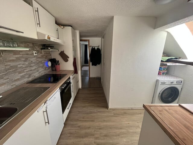 Schöne geräumige 3-Zimmer Dachgeschoßwohnung