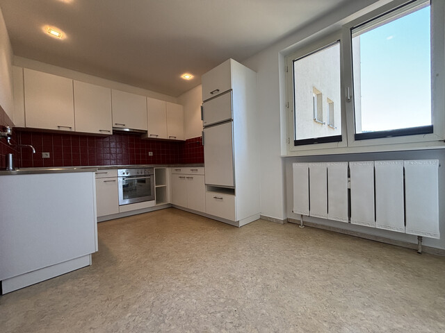 "ohne Provision" geräumige 2,5 Zimmer Wohnung mit Balkon