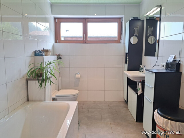 Tolle Gartenwohnung über 2 Etagen (Maisonette) in Tosters!