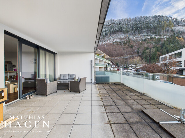 Tolle Terrassenwohnung mit Tiefgaragenplatz