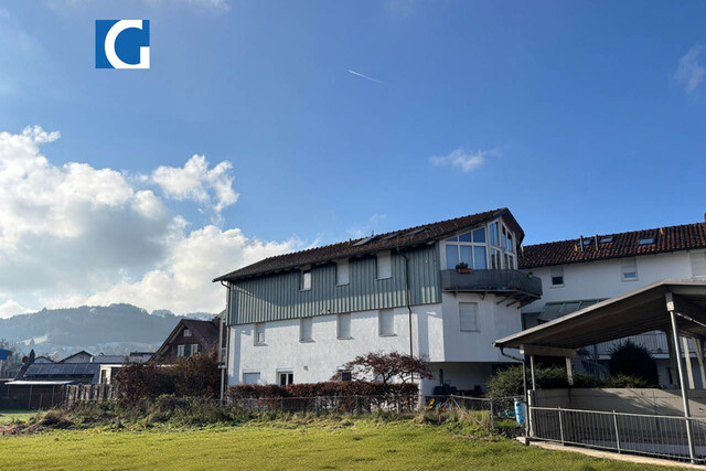 Besondere 4 Zimmer Maisonettewohnung mit Garten