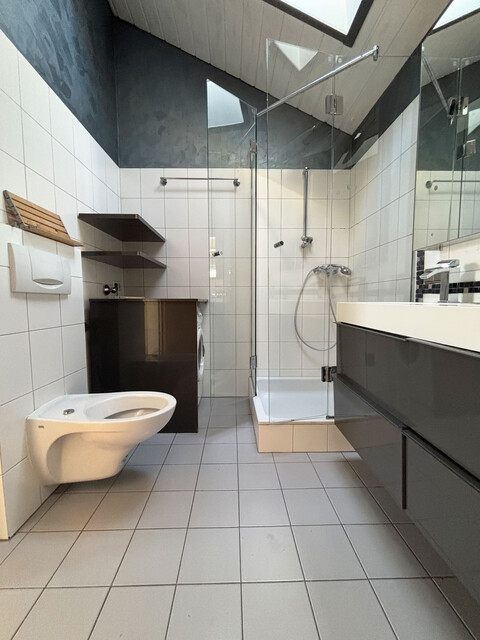 Besondere 4 Zimmer Maisonettewohnung mit Garten