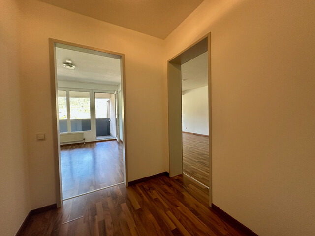 "ohne Provision" helle 2 Zimmer Wohnung mit 2 Balkonen