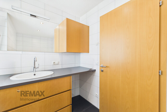 Zwei Zimmer, viele Möglichkeiten – durchdacht und urban mit sonnigem Balkon