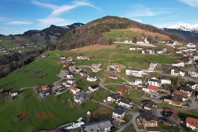 Sonniges Baugrundstück am Viktorsberg