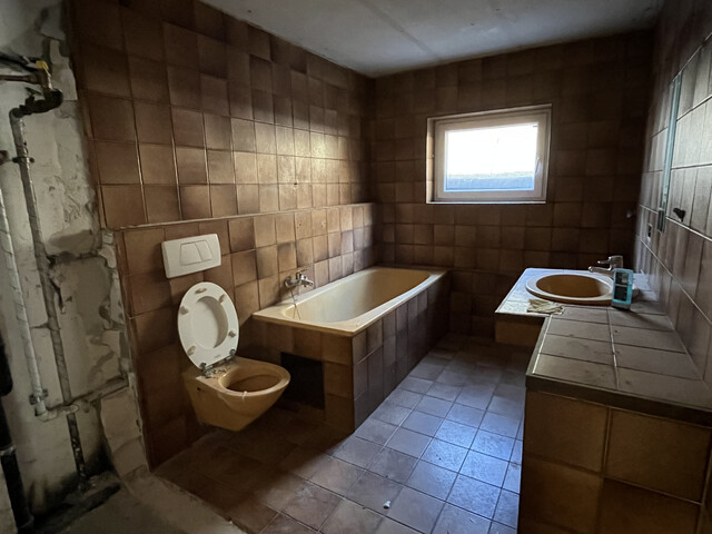 Zweifamilienhaus im Teilrohbauzustand in Außerbraz 