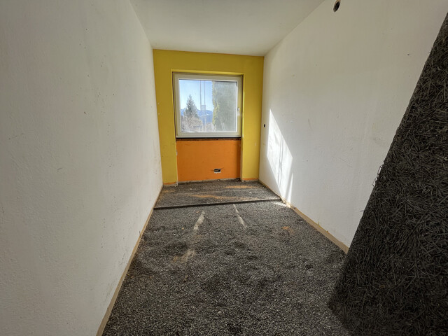 Zweifamilienhaus im Teilrohbauzustand in Außerbraz 