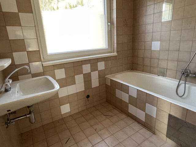 Zweifamilienhaus im Teilrohbauzustand in Außerbraz 