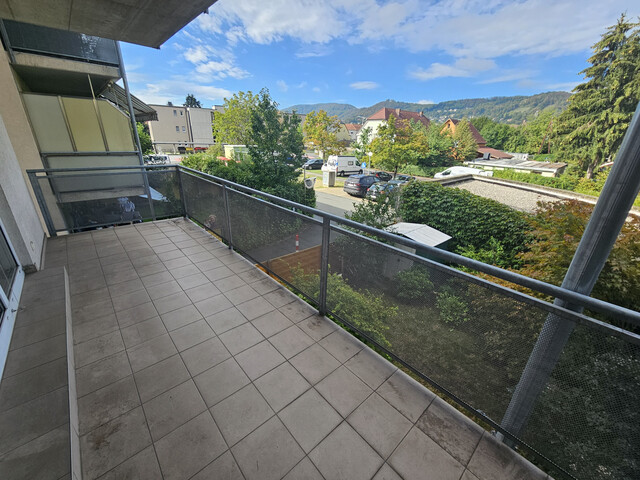 Barrierefreie zugängige 2 - Zimmerwohnung mit großem Balkon und Tiefgaragenplatz in beliebter Wohngegend