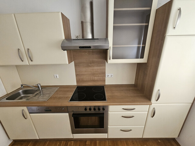 Barrierefreie zugängige 2 - Zimmerwohnung mit großem Balkon und Tiefgaragenplatz in beliebter Wohngegend