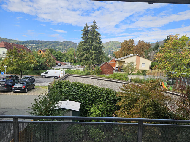 Barrierefreie zugängige 2 - Zimmerwohnung mit großem Balkon und Tiefgaragenplatz in beliebter Wohngegend